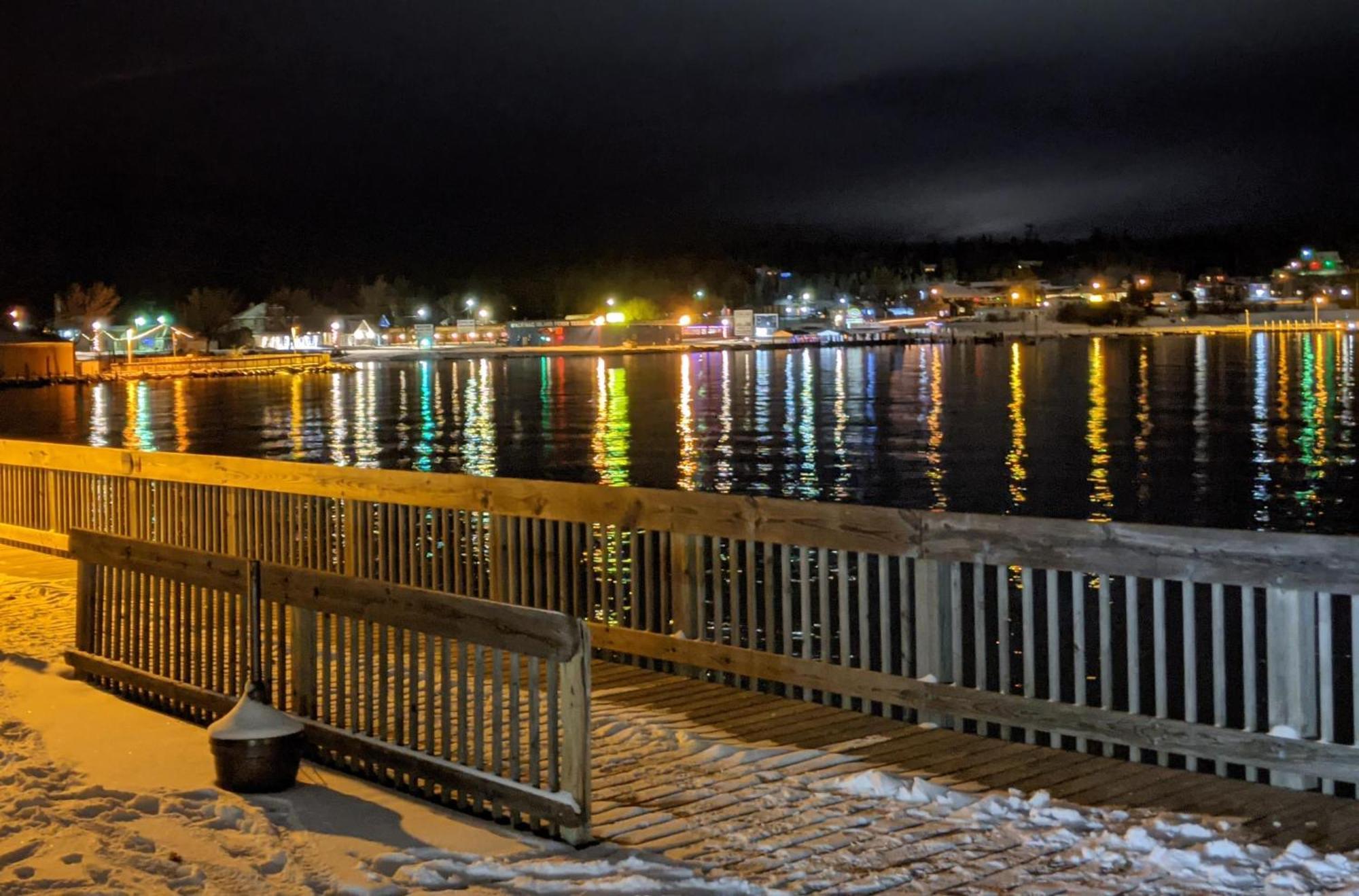 Pier Harbor #2 Saint Ignace Exterior foto